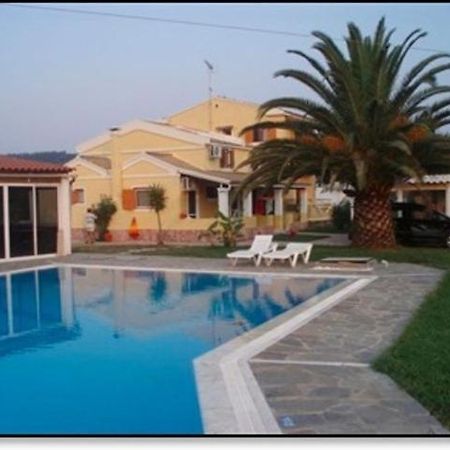 Loula Apartments Sidari  Bagian luar foto