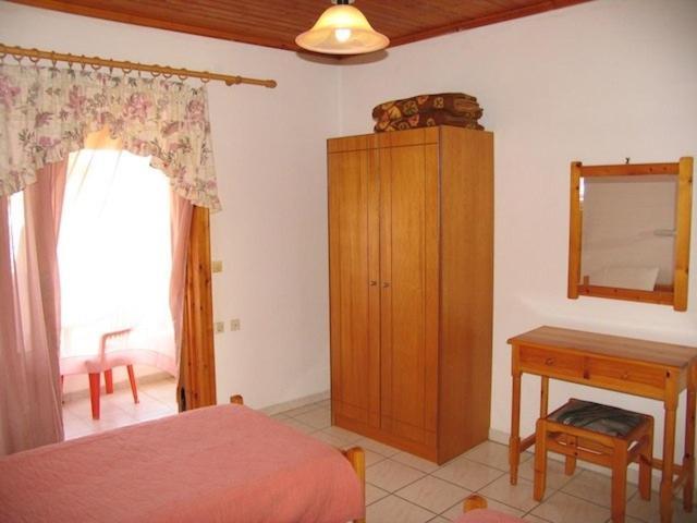 Loula Apartments Sidari  Bagian luar foto