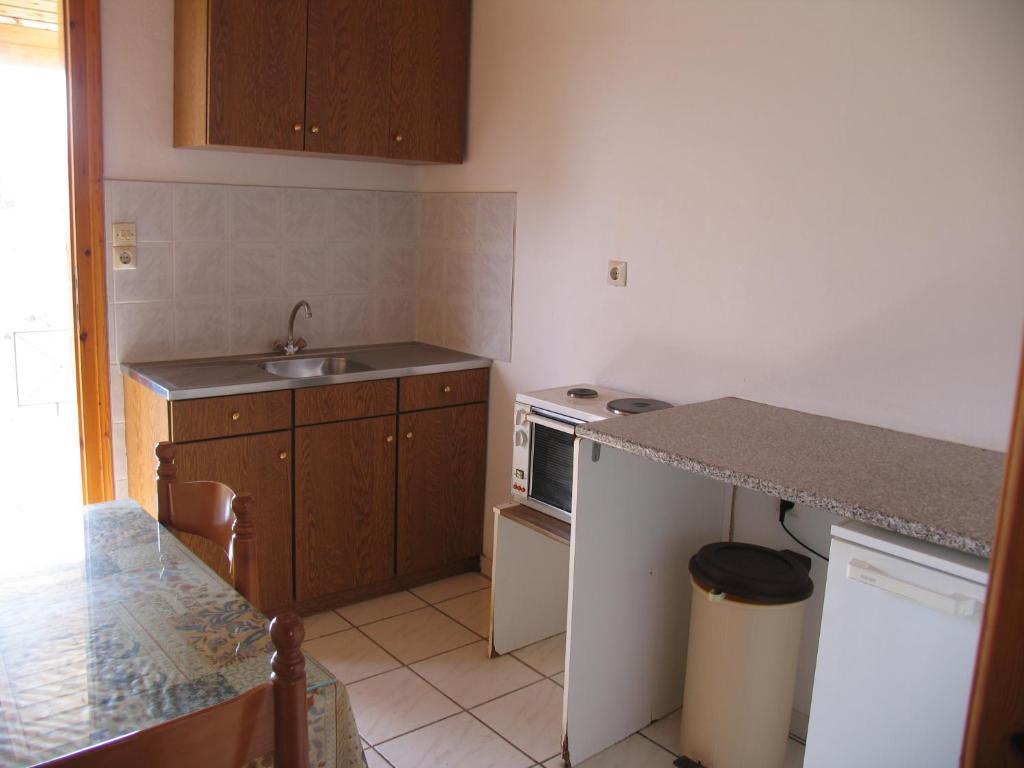 Loula Apartments Sidari  Ruang foto